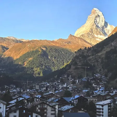 Capri Matterhorn View アパート *